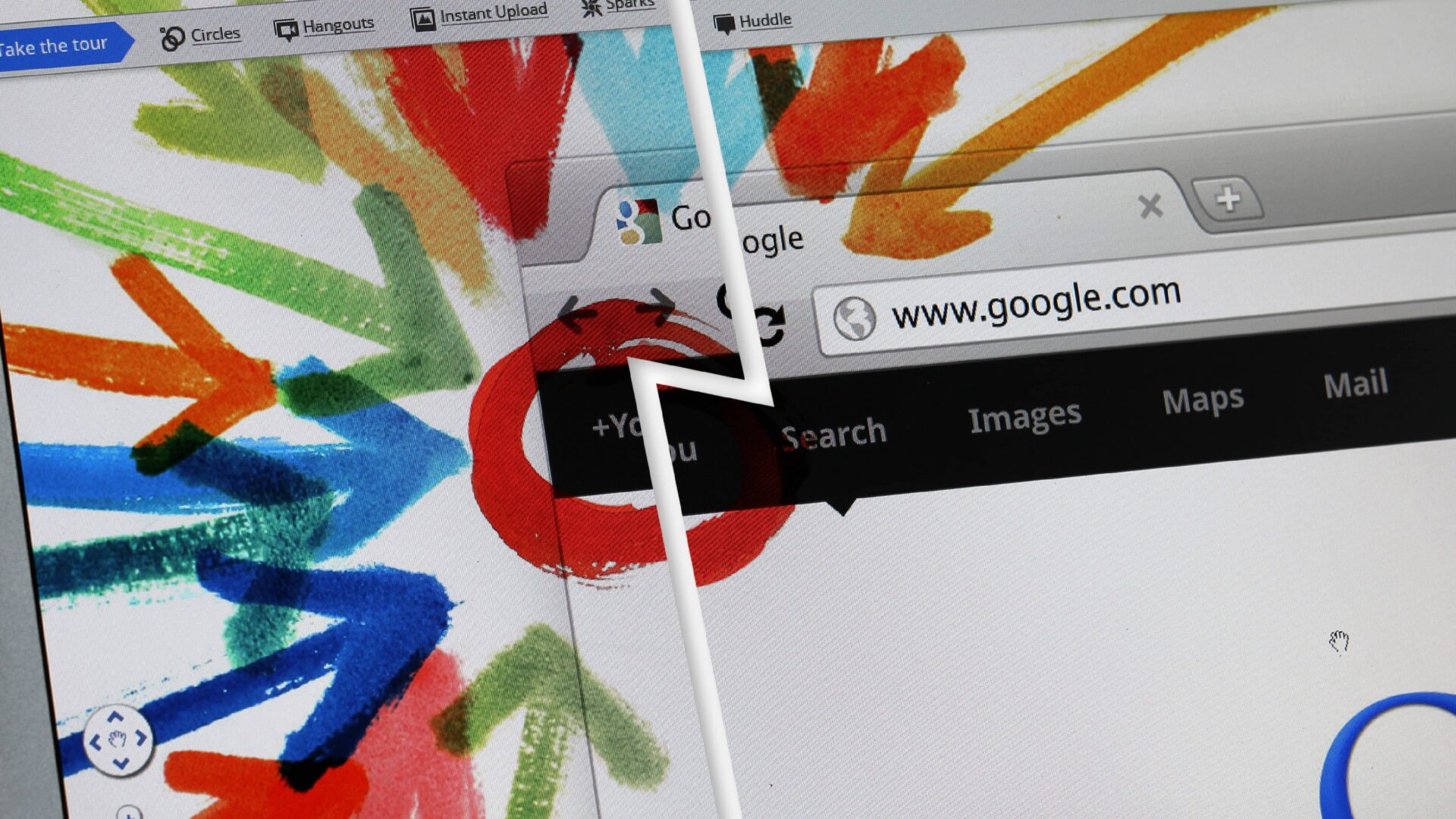 A screenshot of Google+ with arrows pointing to the G.